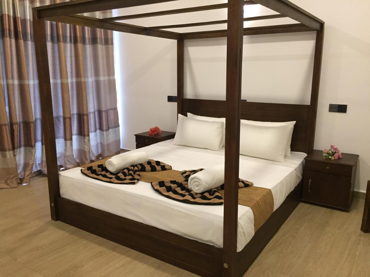 Hotel Bay Hiriketiya Dikwella Esterno foto