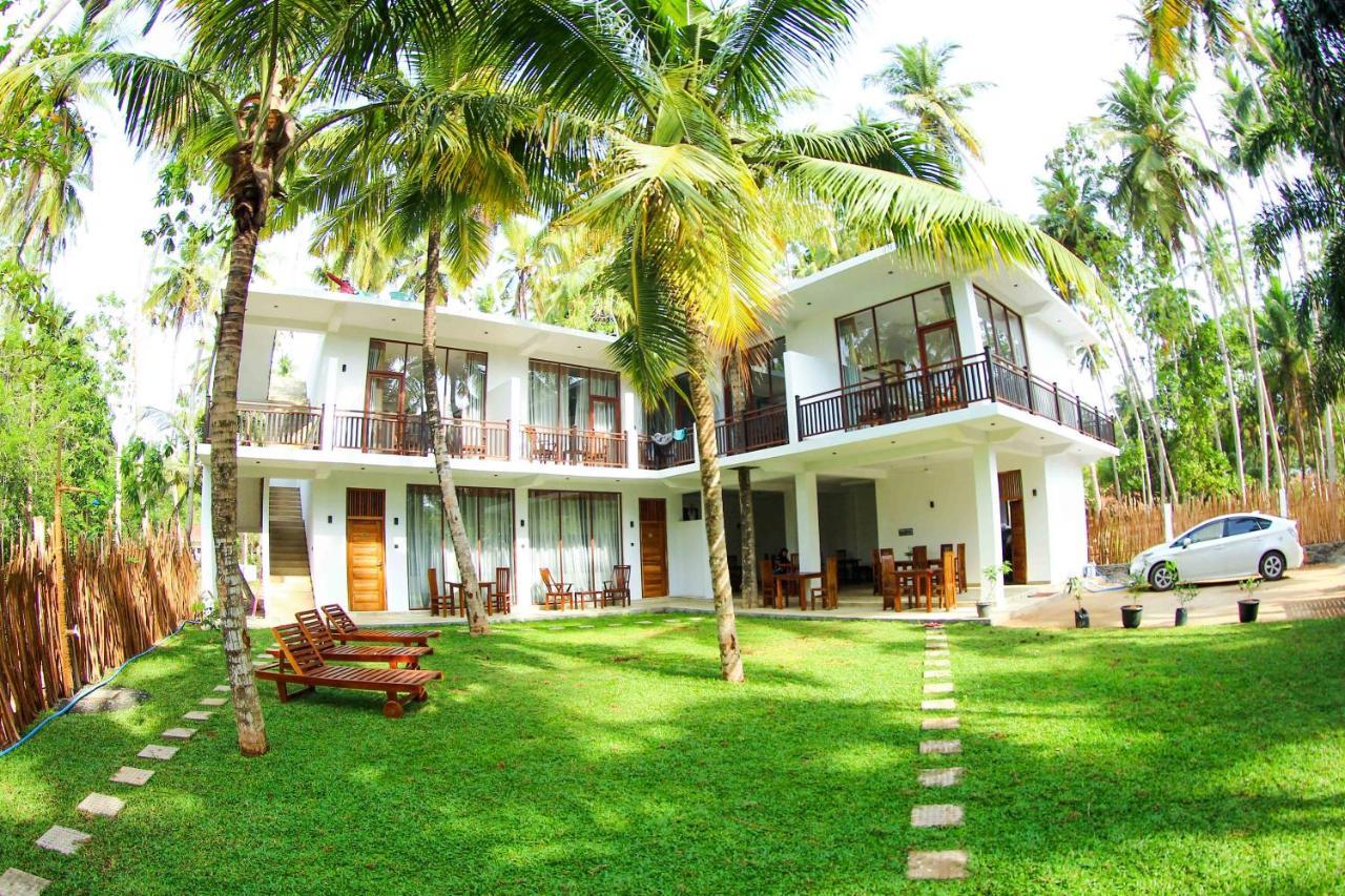 Hotel Bay Hiriketiya Dikwella Esterno foto