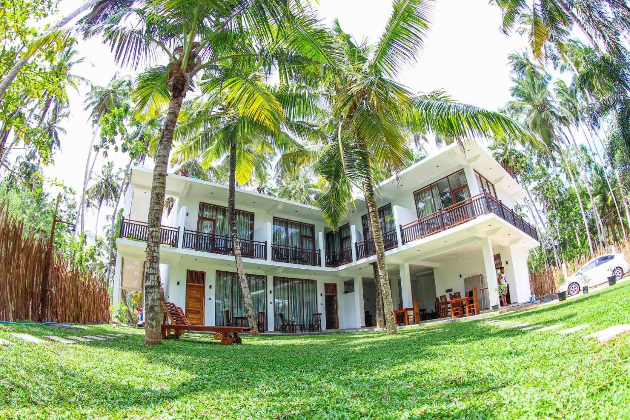 Hotel Bay Hiriketiya Dikwella Esterno foto