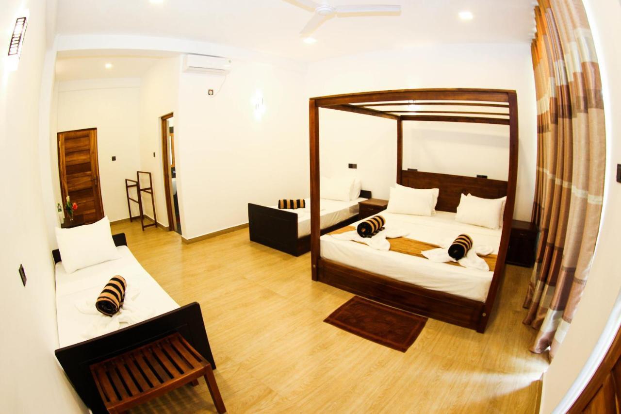 Hotel Bay Hiriketiya Dikwella Esterno foto