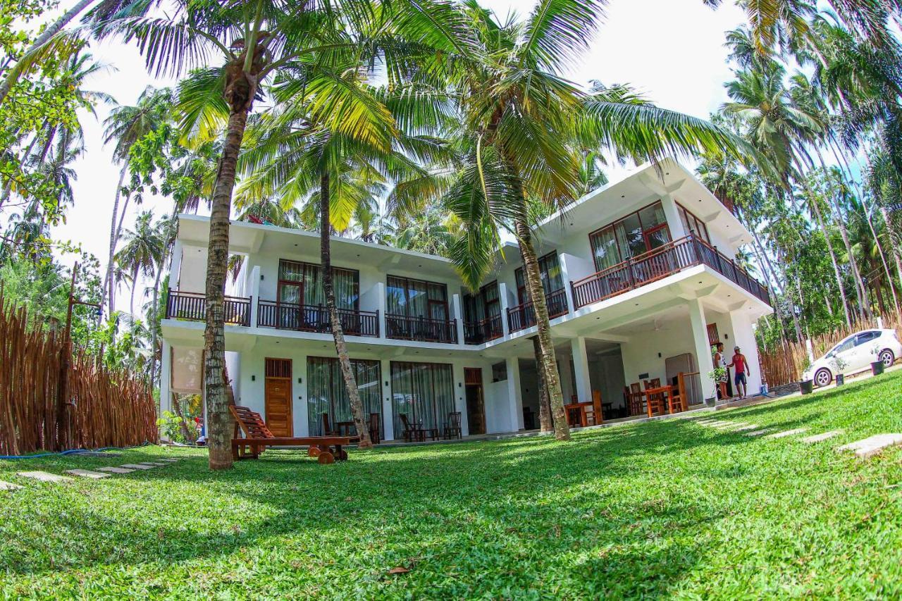 Hotel Bay Hiriketiya Dikwella Esterno foto