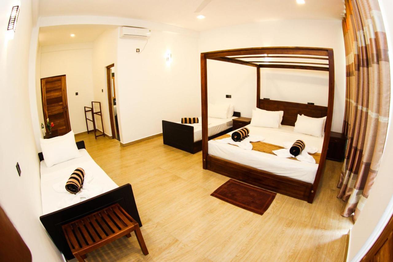 Hotel Bay Hiriketiya Dikwella Esterno foto